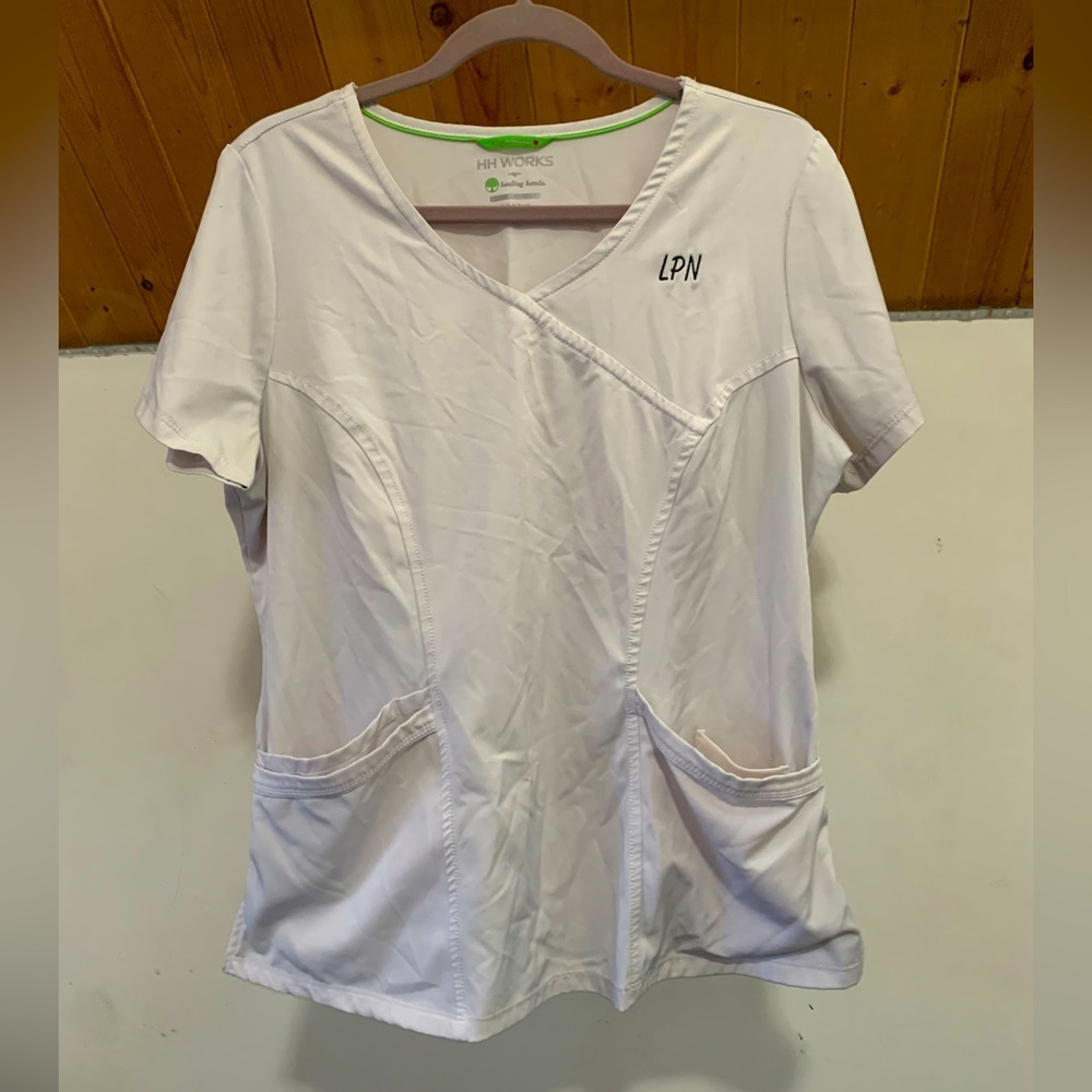 4-Pocket Stretch LPN Scrub Top size L